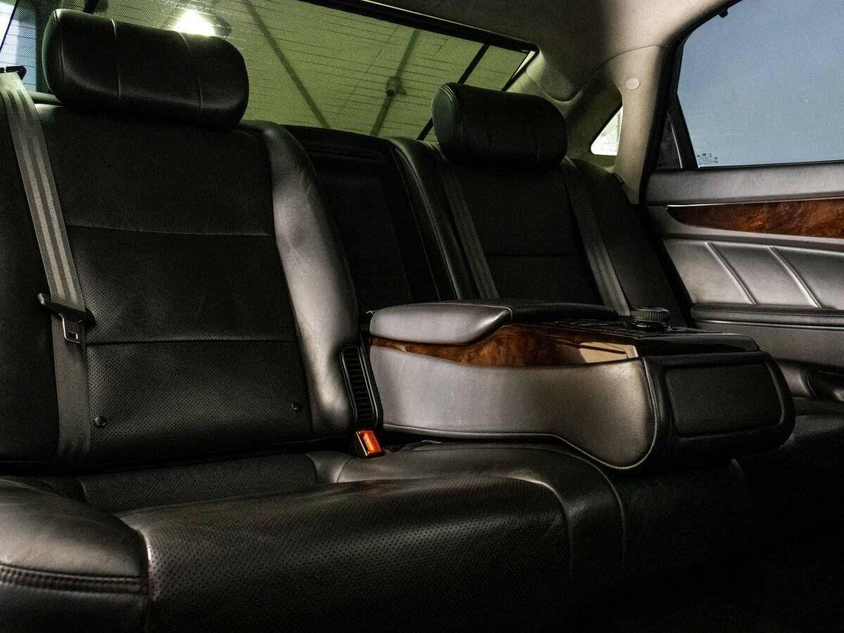 Hyundai Equus с пробегом — 2015 год. Фото: #20