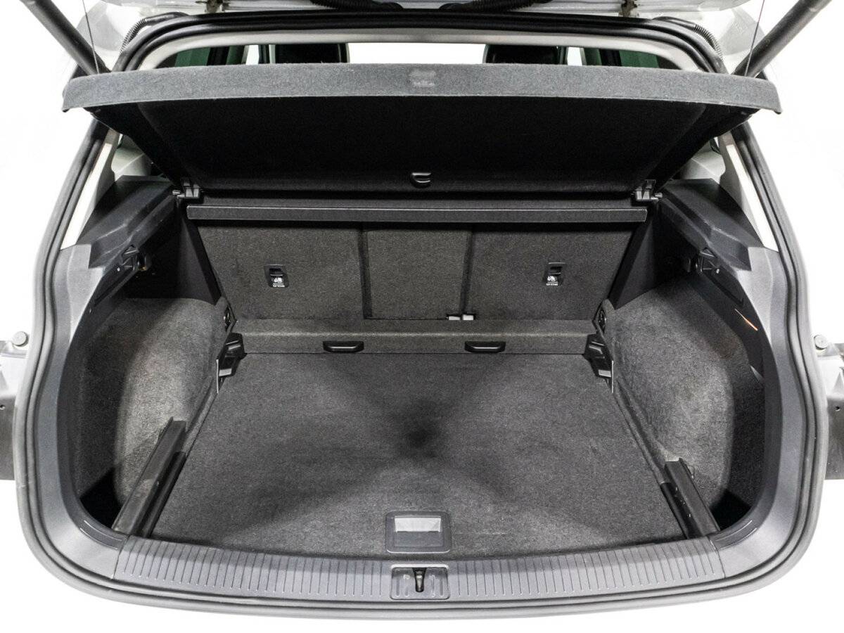 Volkswagen Tiguan с пробегом — 2020 год. Фото: #14