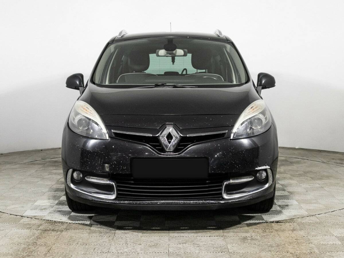 Renault Scenic с пробегом — 2012 год. Фото: #1