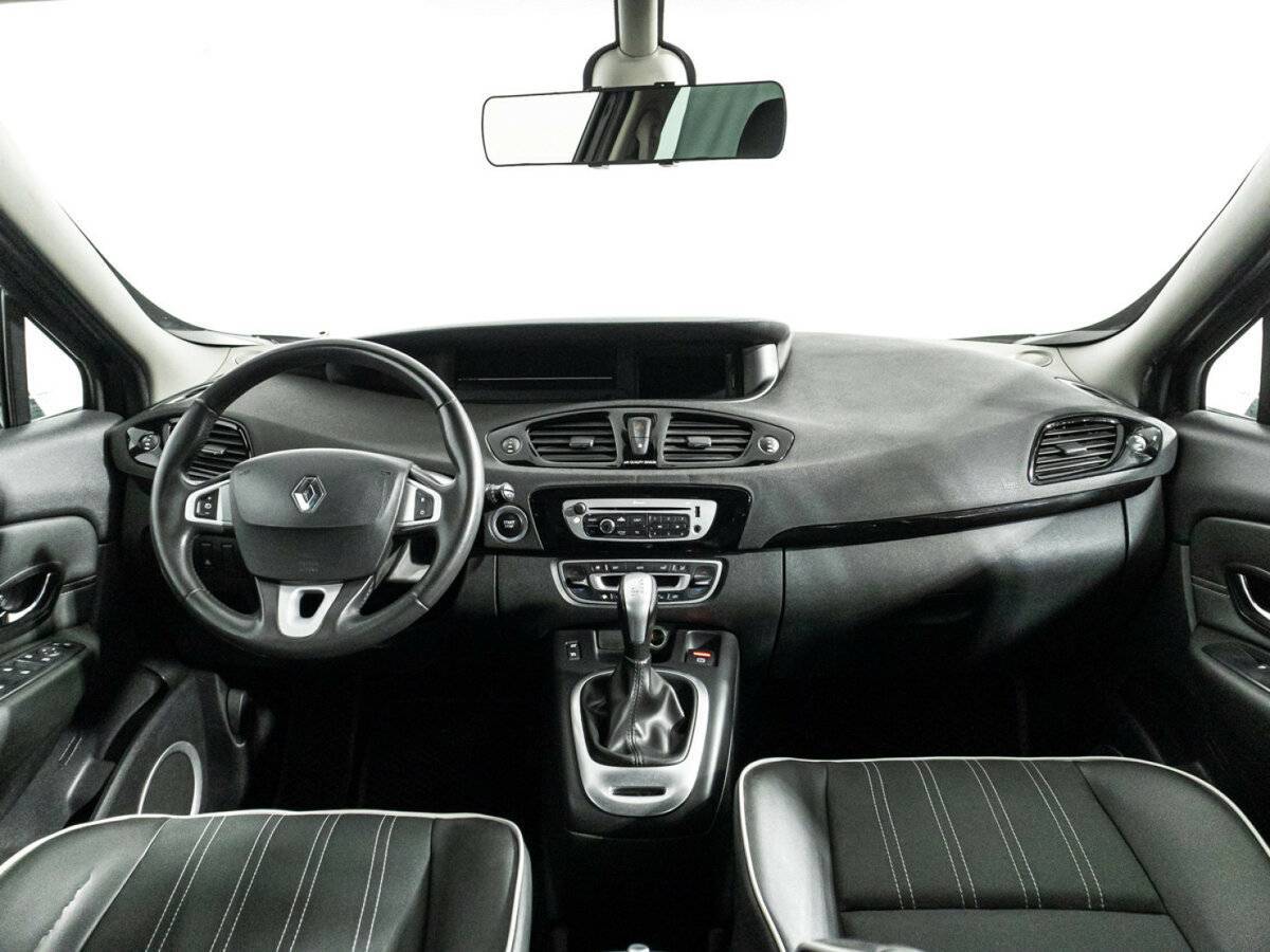 Renault Scenic с пробегом — 2012 год. Фото: #12