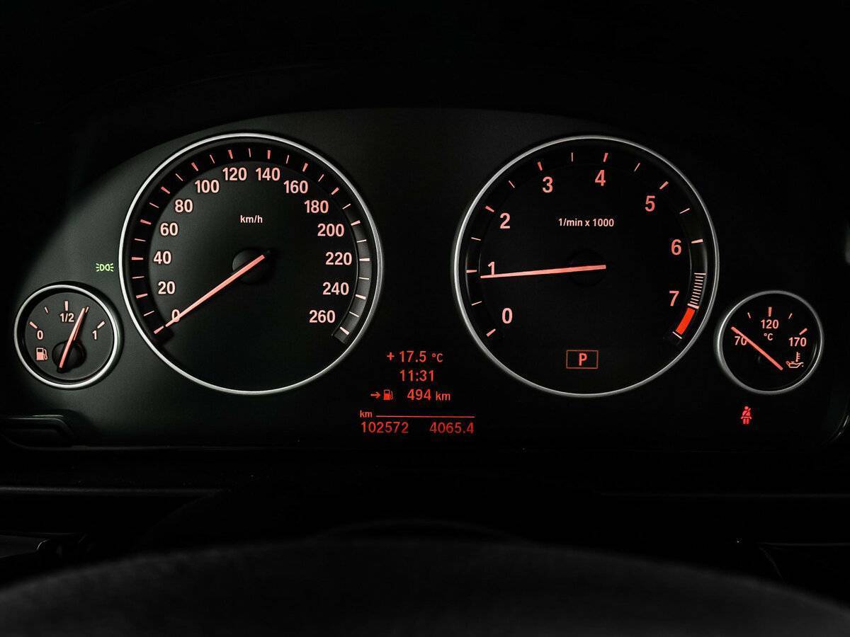 BMW 5 серии с пробегом — 2014 год. Фото: #9