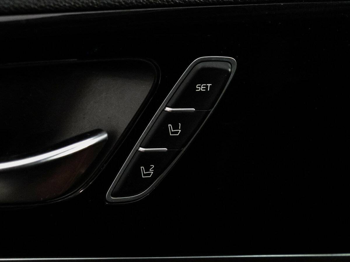 Kia Sorento с пробегом — 2016 год. Фото: #21