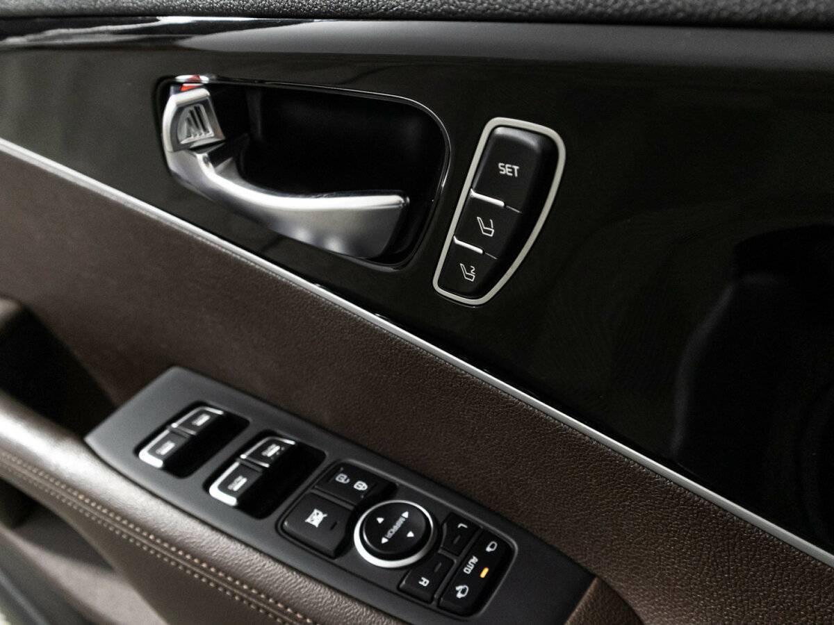 Kia Sorento с пробегом — 2017 год. Фото: #19