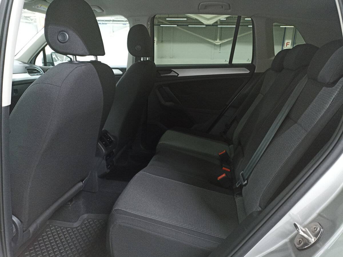 Volkswagen Tiguan с пробегом — 2021 год. Фото: #11