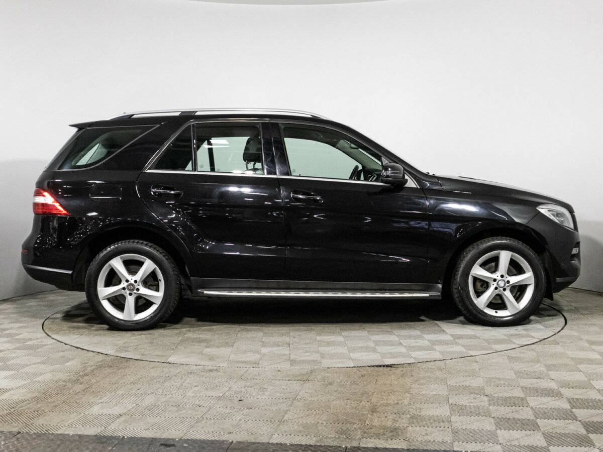 Mercedes-Benz M-Класс с пробегом — 2014 год. Фото: #3