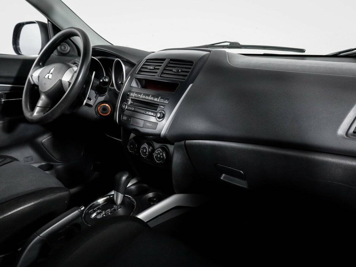 Mitsubishi ASX с пробегом — 2012 год. Фото: #8