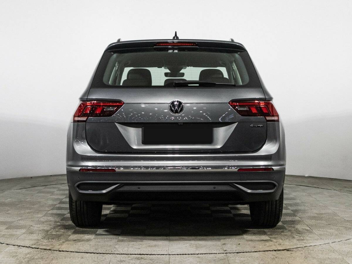 Volkswagen Tiguan с пробегом — 2021 год. Фото: #5