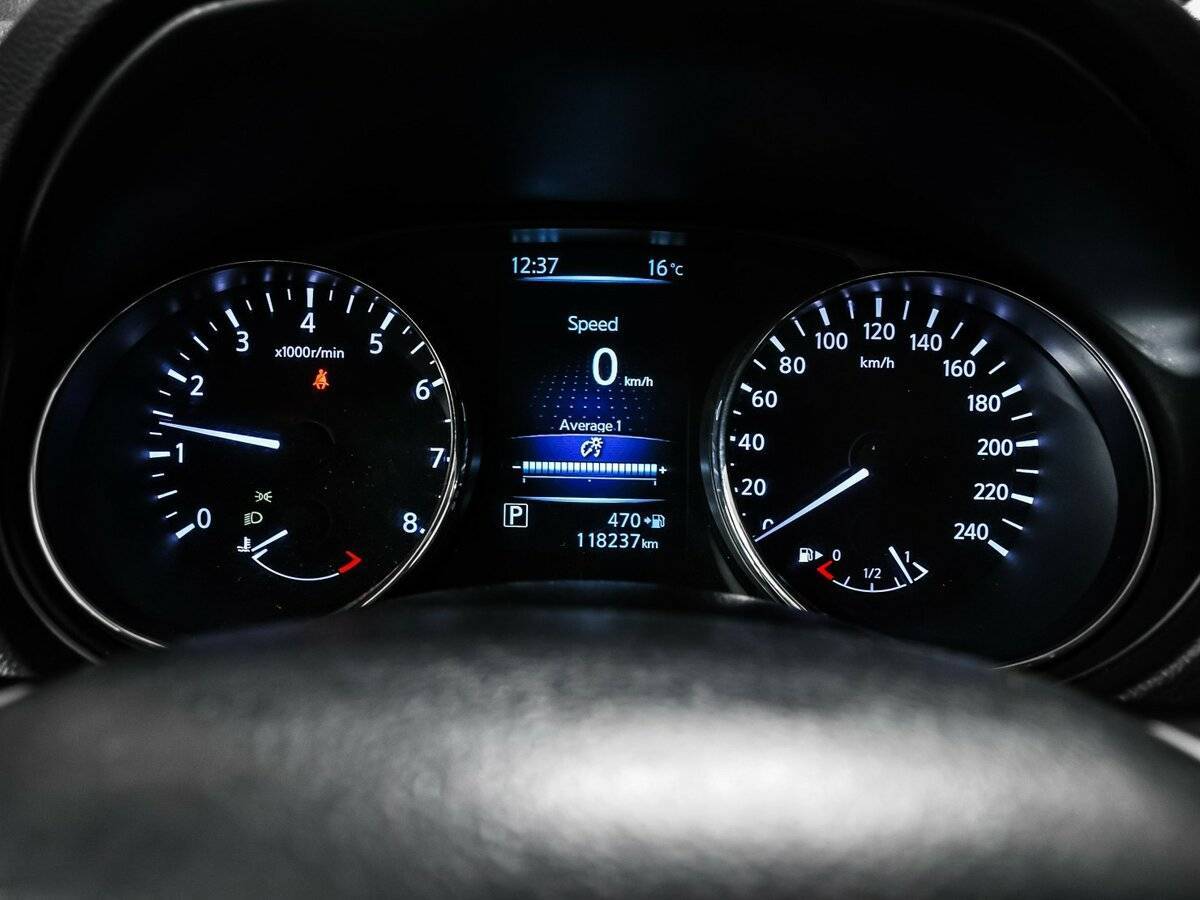 Nissan X-Trail с пробегом — 2016 год. Фото: #9