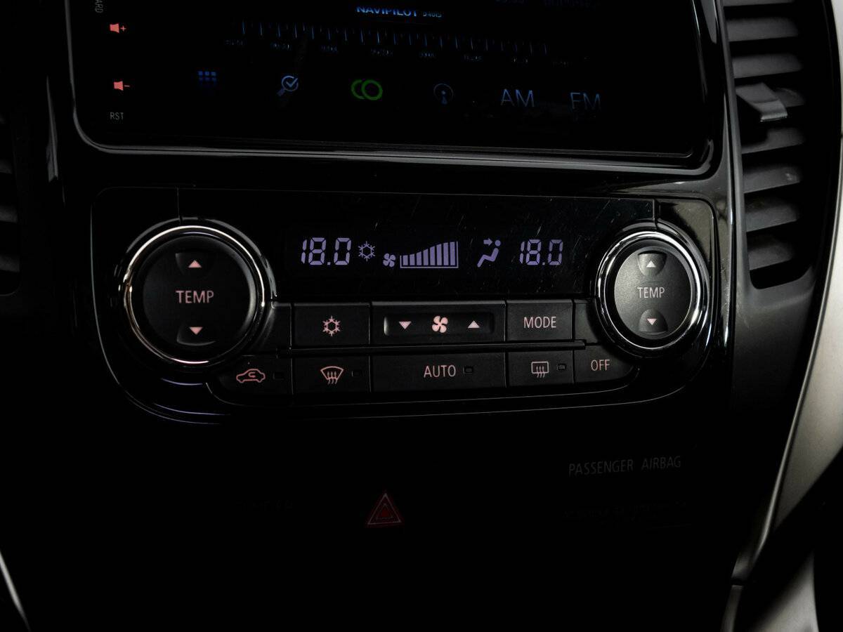 Mitsubishi Pajero Sport с пробегом — 2017 год. Фото: #16