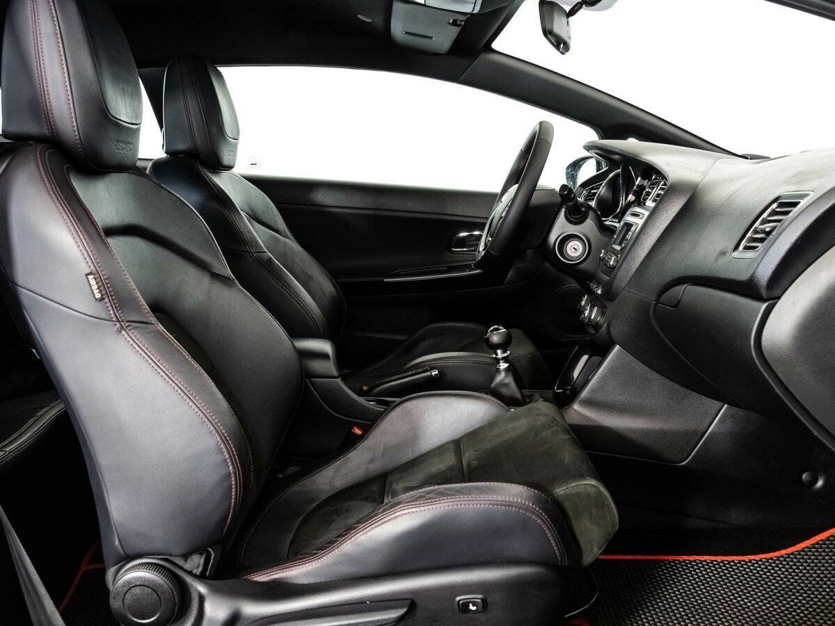 Kia Ceed GT с пробегом — 2014 год. Фото: #17