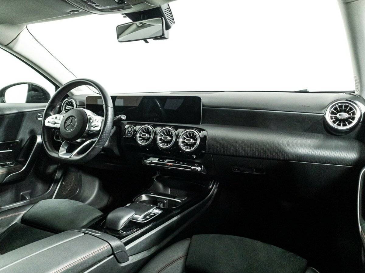 Mercedes-Benz A-Класс с пробегом — 2018 год. Фото: #8