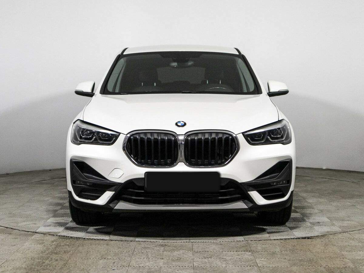 BMW X1 с пробегом — 2019 год. Фото: #1