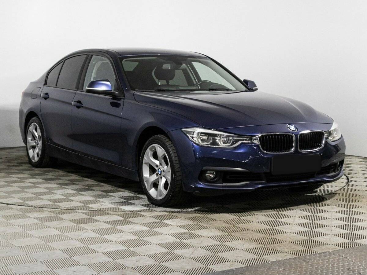 BMW 3 серии с пробегом — 2018 год. Фото: #2