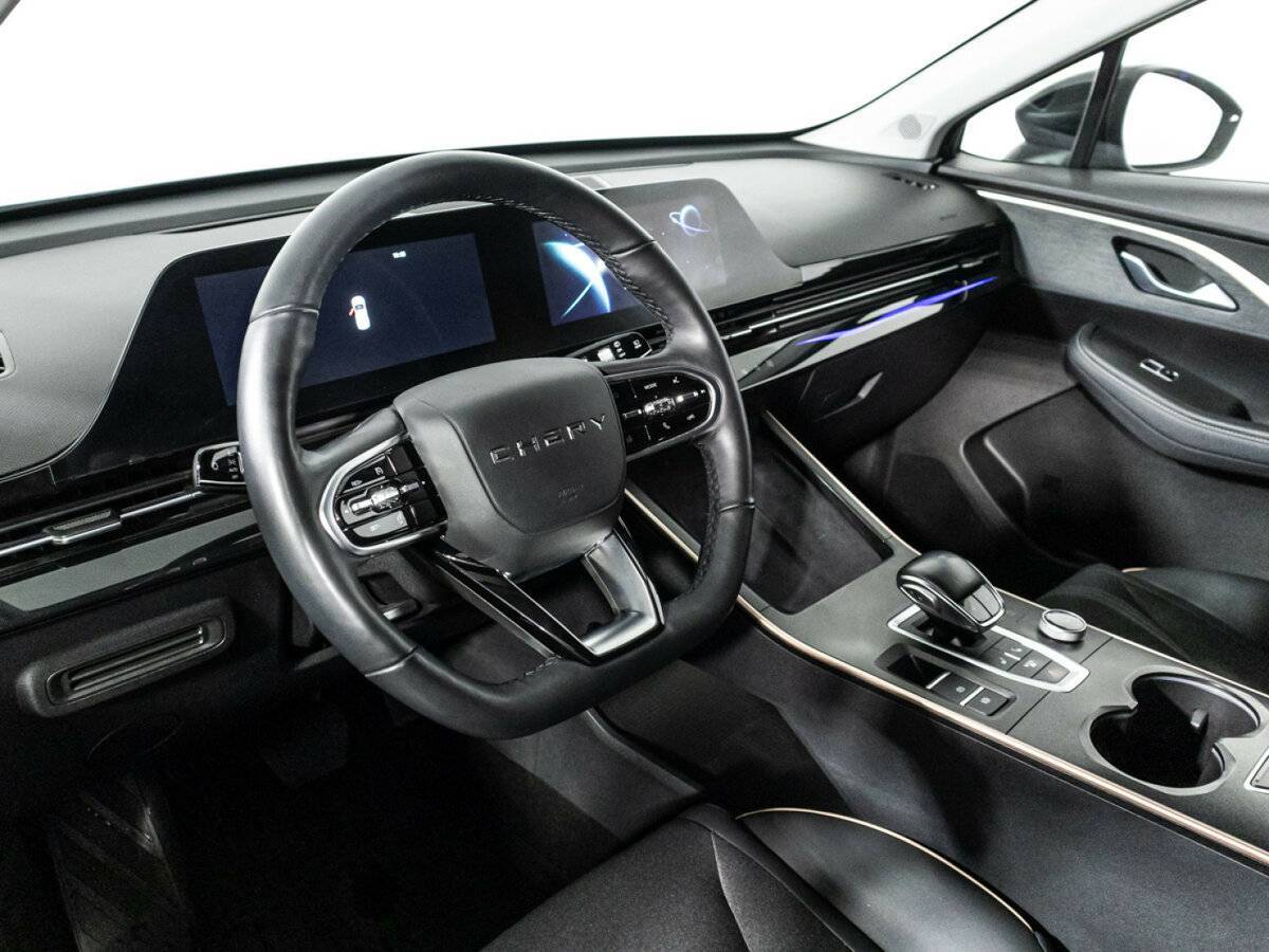 OMODA C5 с пробегом — 2022 год. Фото: #10