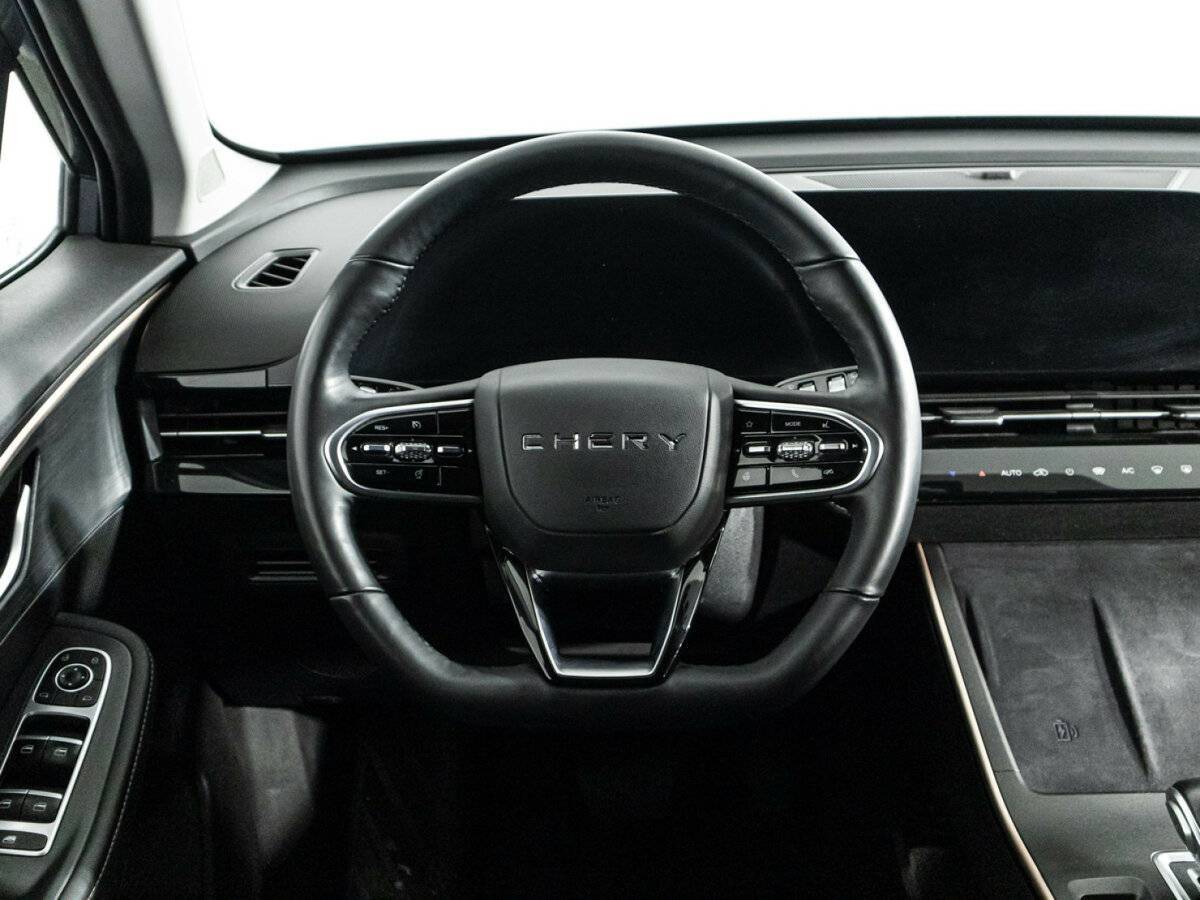 OMODA C5 с пробегом — 2022 год. Фото: #19