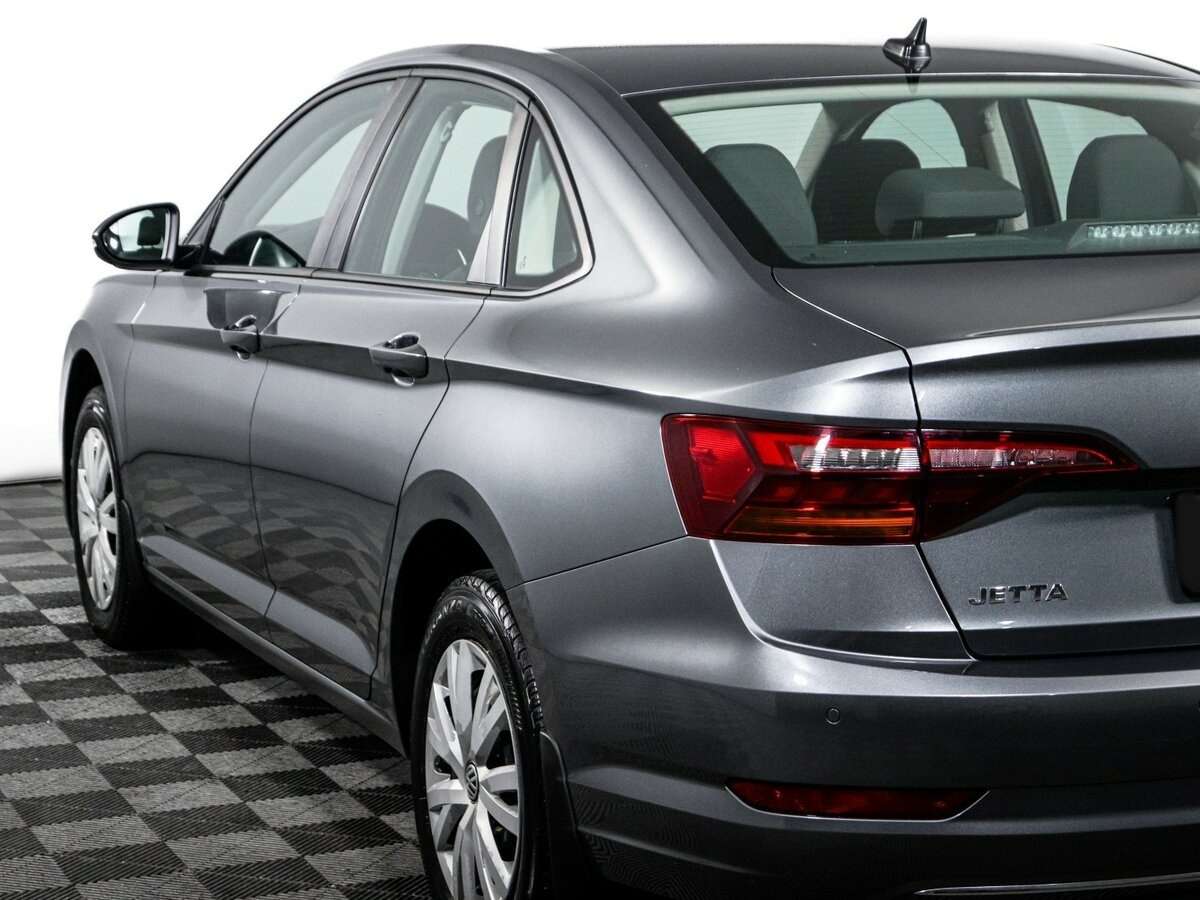 Volkswagen Jetta с пробегом — 2020 год. Фото: #19