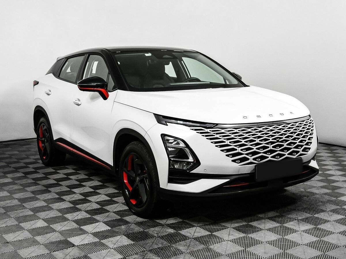 OMODA C5 с пробегом — 2023 год. Фото: #2