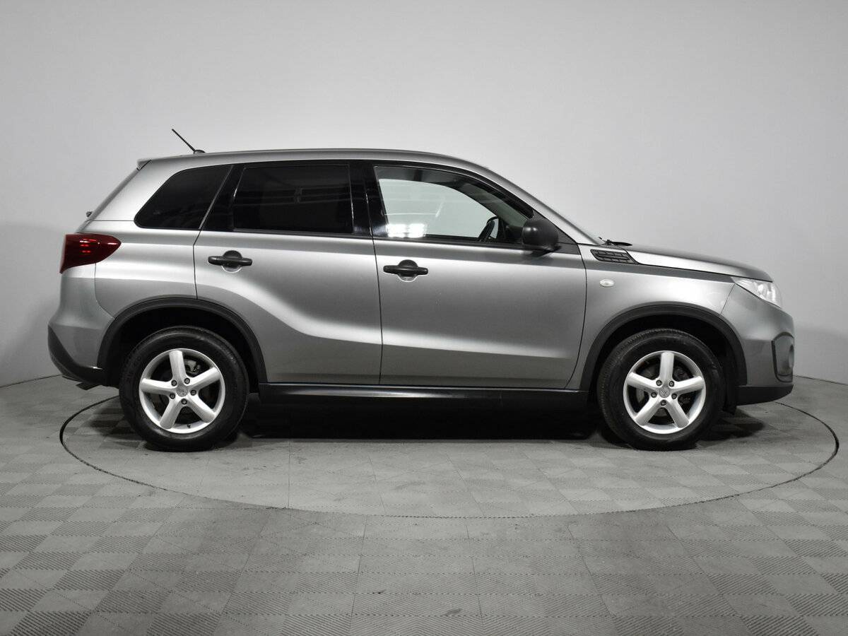 Suzuki Vitara с пробегом — 2019 год. Фото: #3