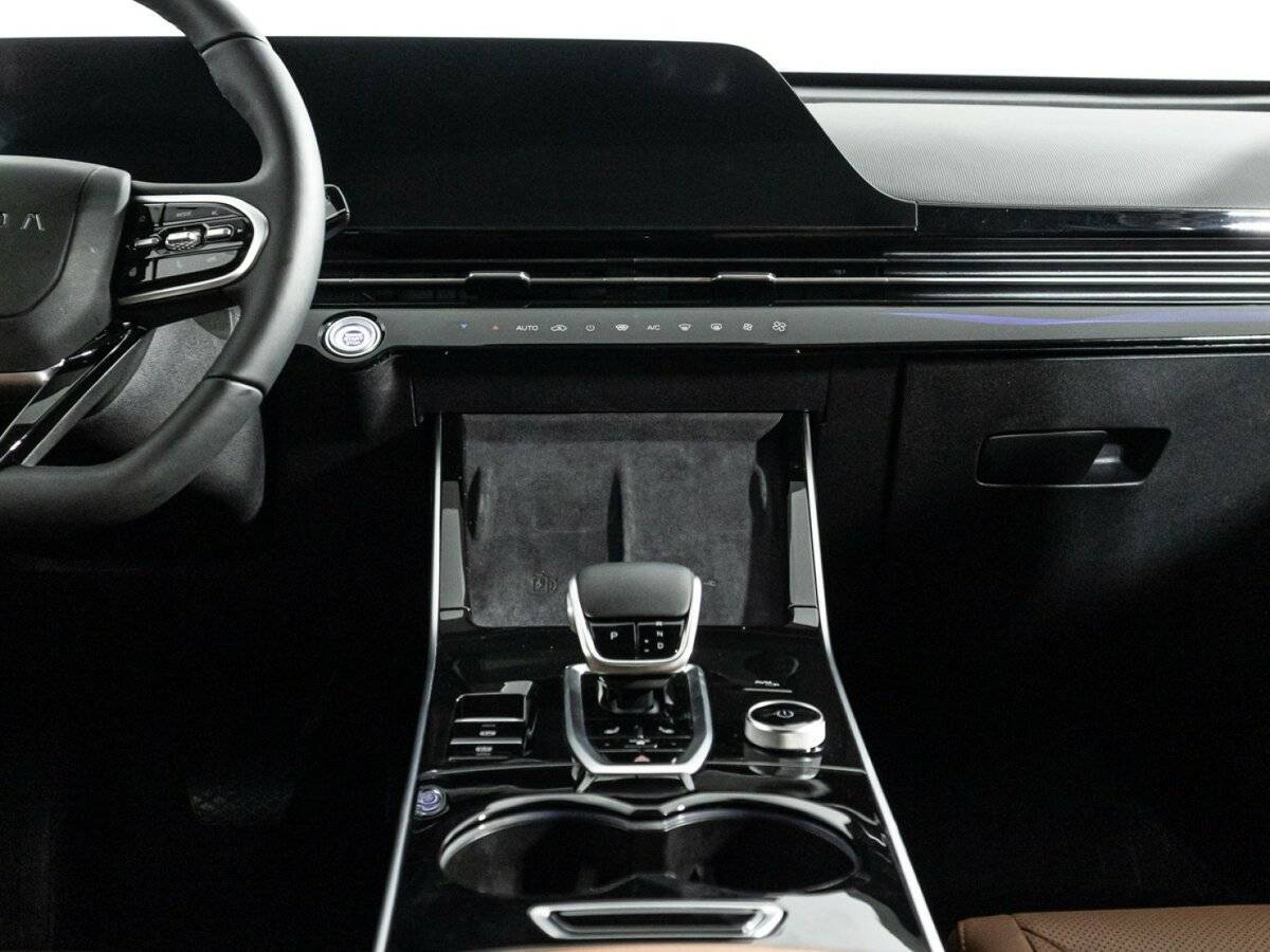 OMODA C5 с пробегом — 2023 год. Фото: #13