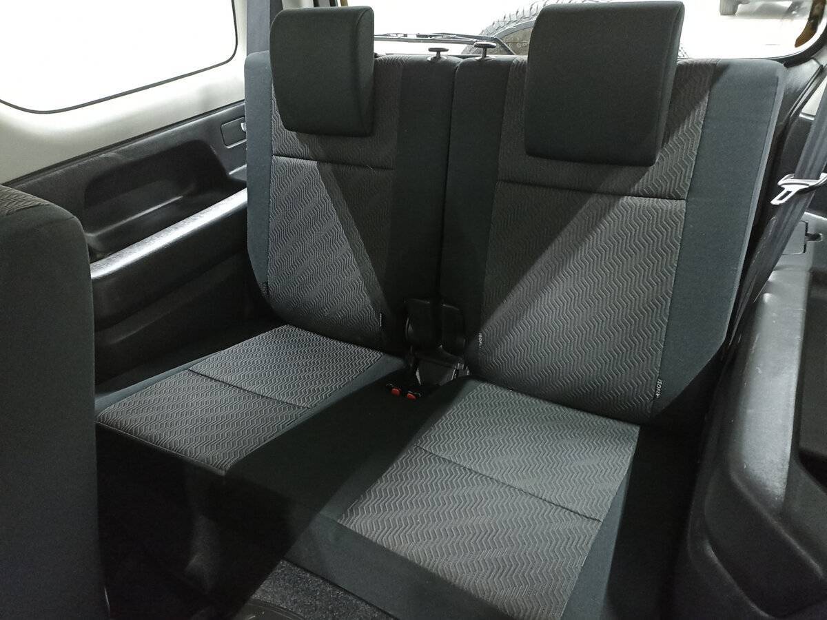 Suzuki Jimny с пробегом — 2013 год. Фото: #11