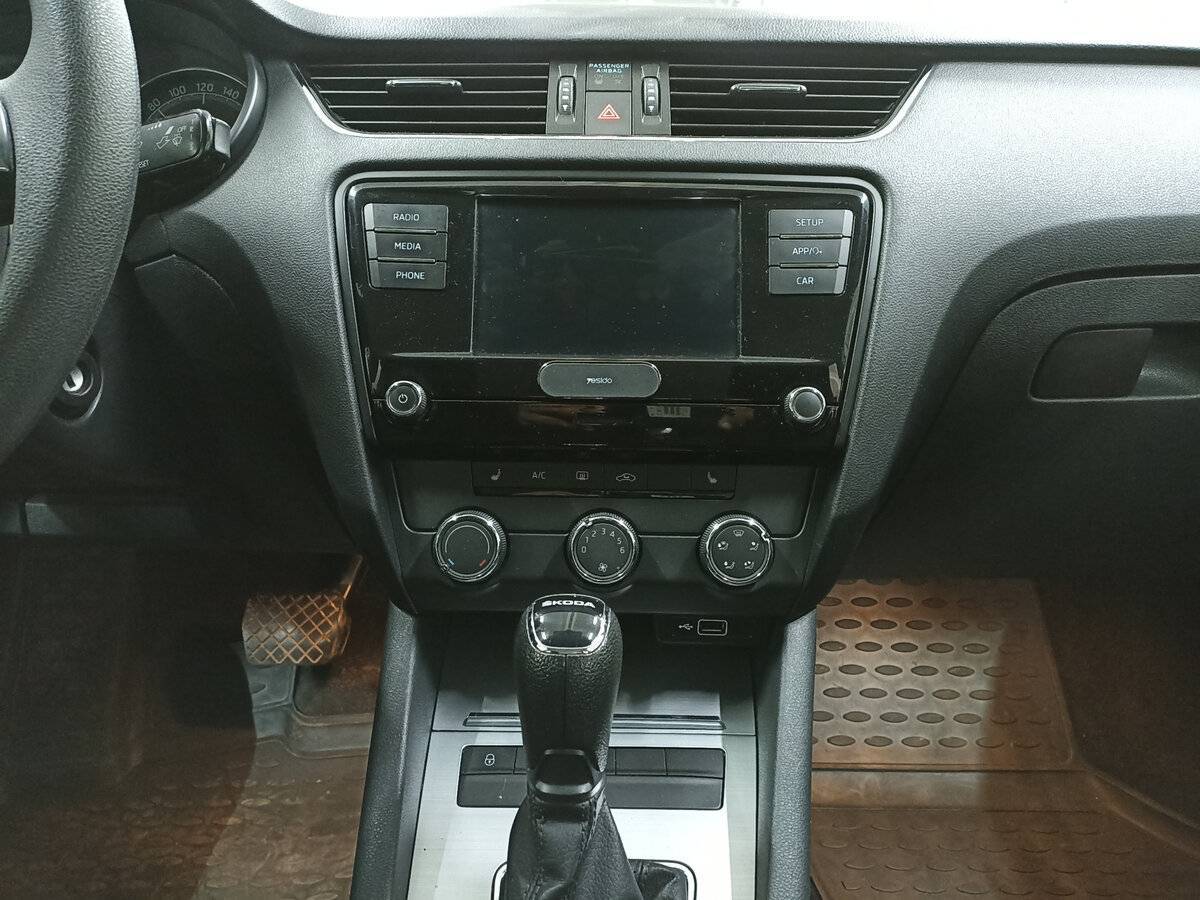 Skoda Octavia с пробегом — 2018 год. Фото: #14