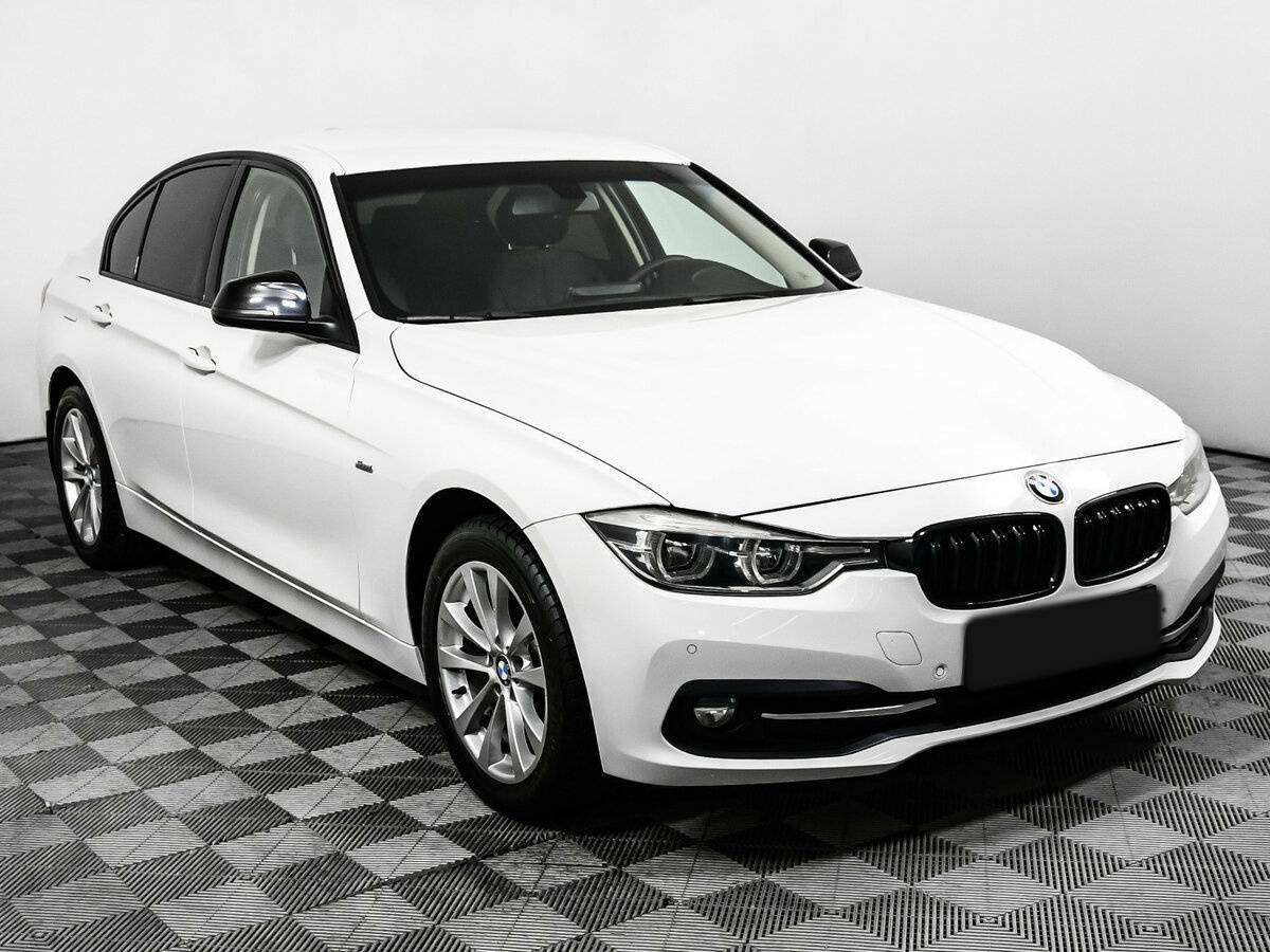 BMW 3 серии с пробегом — 2017 год. Фото: #2