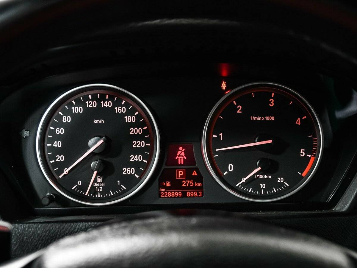 BMW X5 с пробегом — 2012 год. Фото: #9