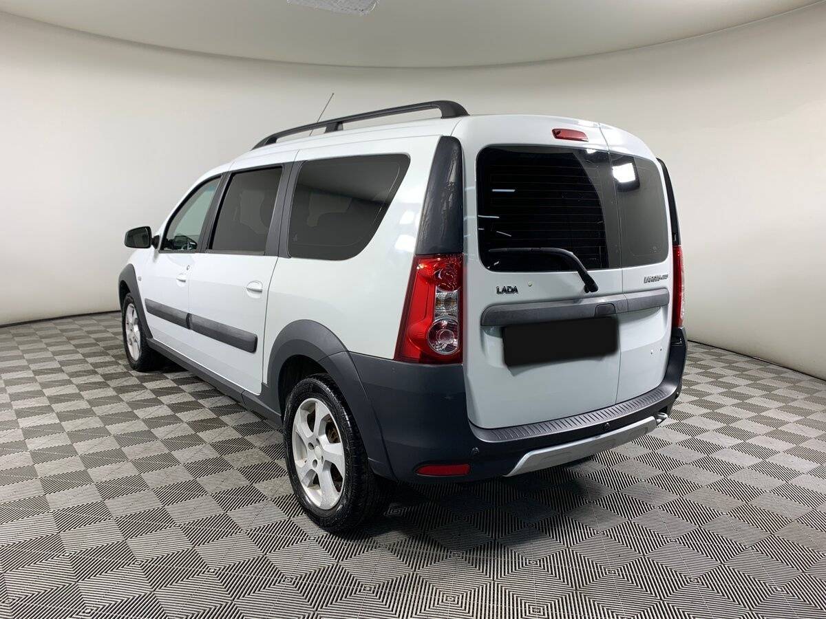Lada (ВАЗ) Largus с пробегом — 2018 год. Фото: #6