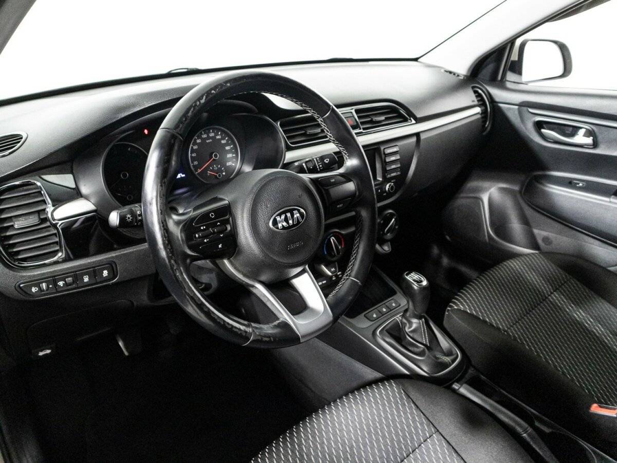 Kia Rio с пробегом — 2019 год. Фото: #10