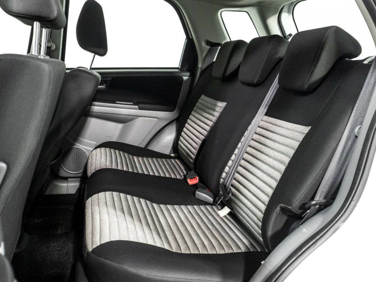 Suzuki SX4 с пробегом — 2013 год. Фото: #5