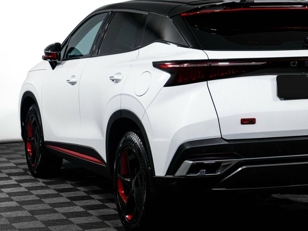 OMODA C5 с пробегом — 2023 год. Фото: #18