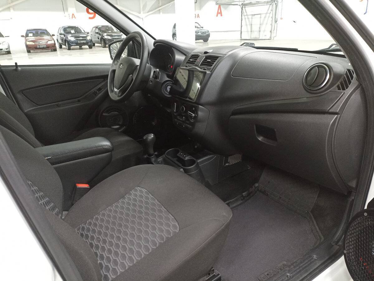 Lada (ВАЗ) Granta с пробегом — 2021 год. Фото: #10