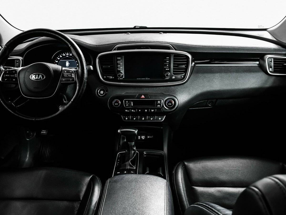 Kia Sorento с пробегом — 2019 год. Фото: #10