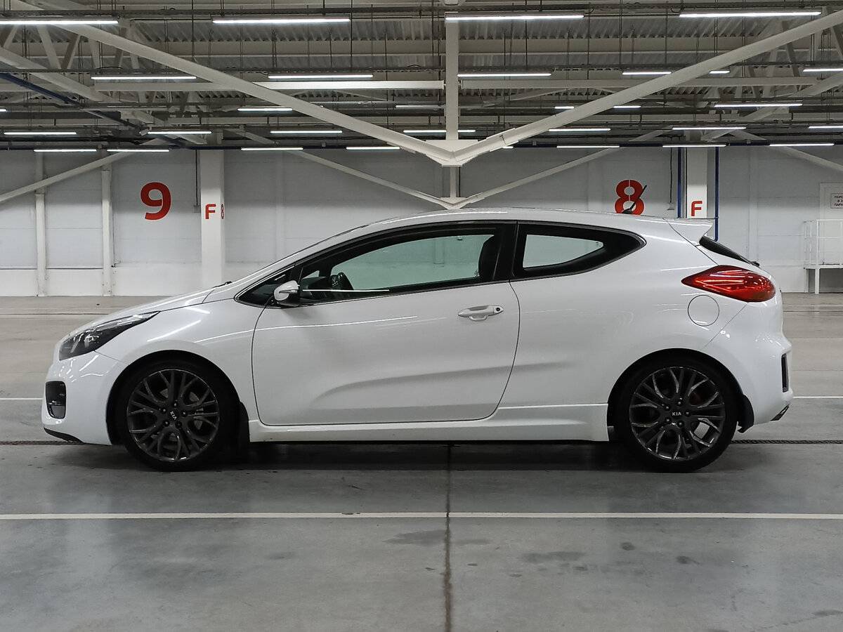 Kia Ceed GT с пробегом — 2014 год. Фото: #7