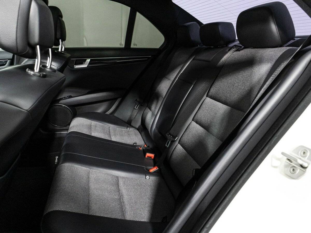 Mercedes-Benz C-Класс с пробегом — 2012 год. Фото: #9