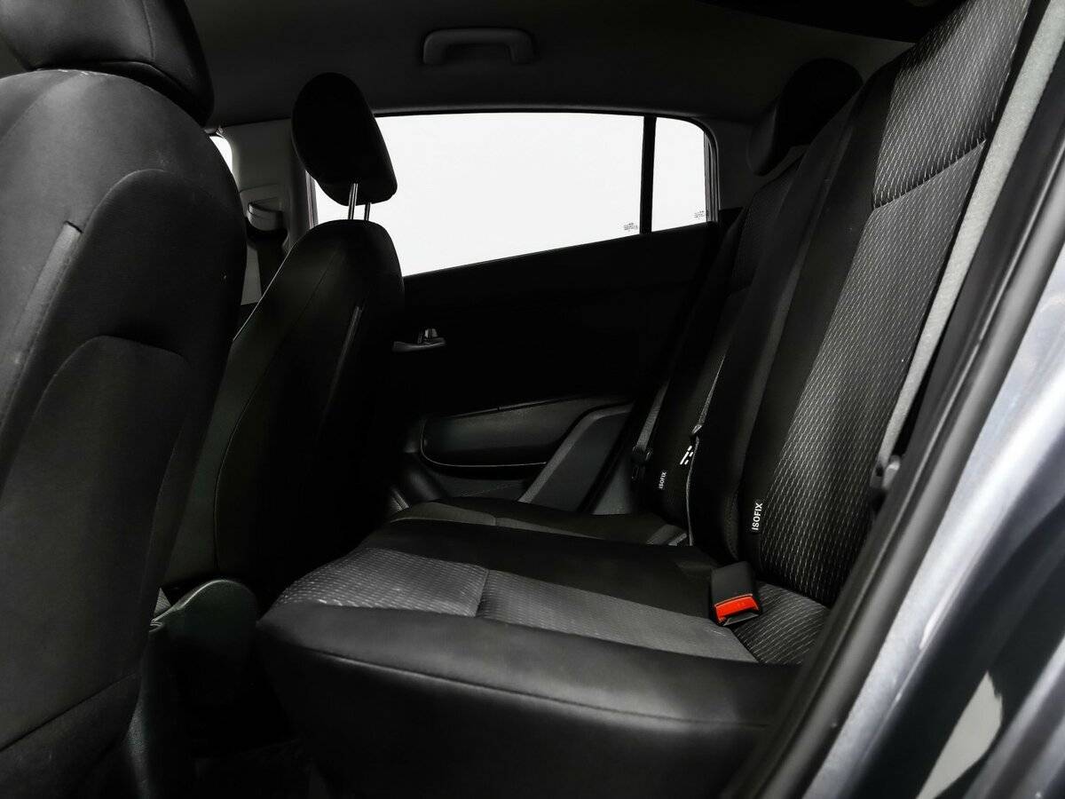 Kia Rio с пробегом — 2019 год. Фото: #12