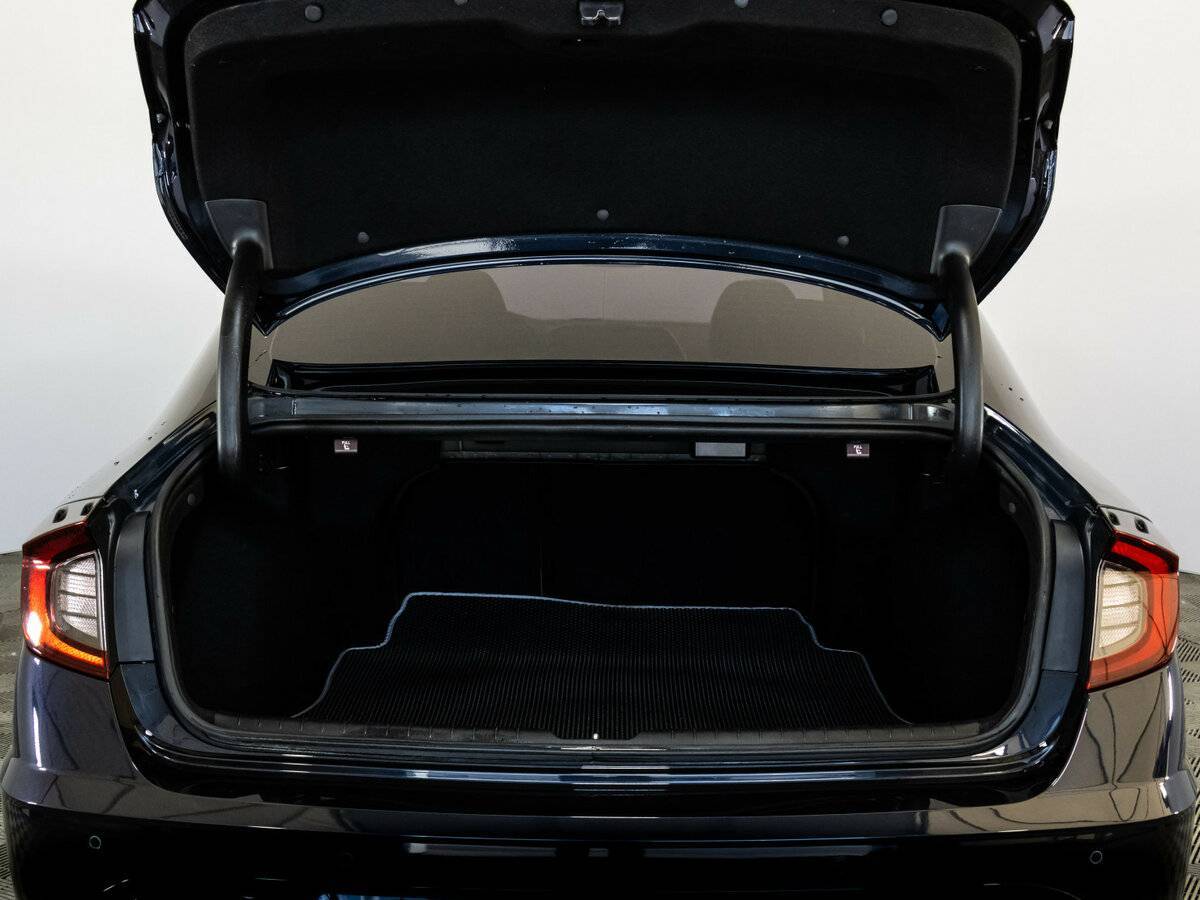 Hyundai Sonata с пробегом — 2020 год. Фото: #24