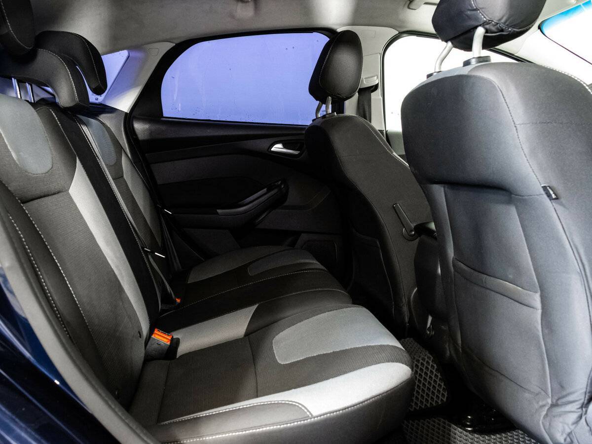 Ford Focus с пробегом — 2012 год. Фото: #11