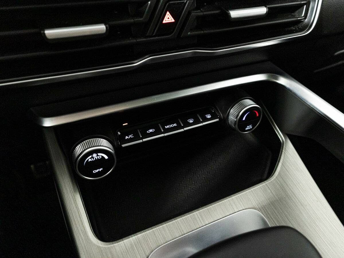 Belgee X50 с пробегом — 2024 год. Фото: #18