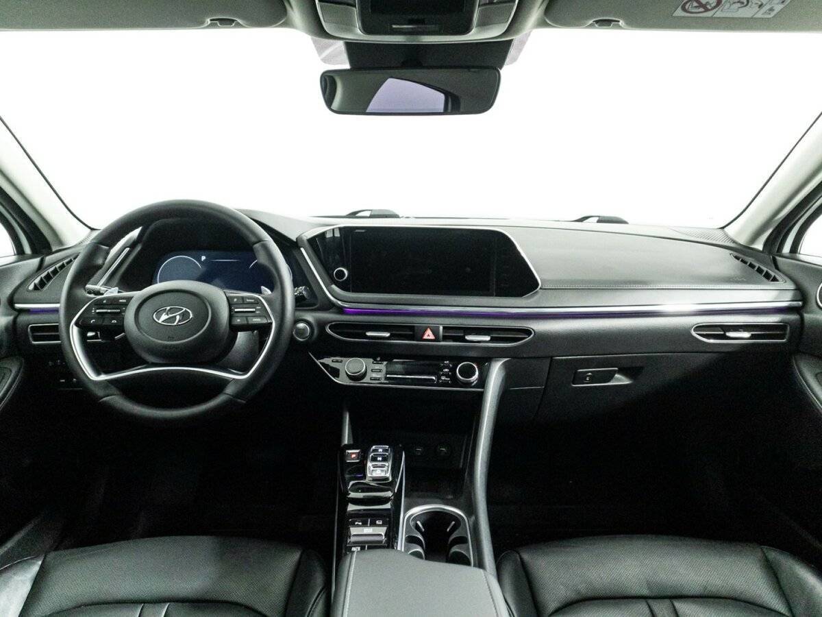 Hyundai Sonata с пробегом — 2021 год. Фото: #12