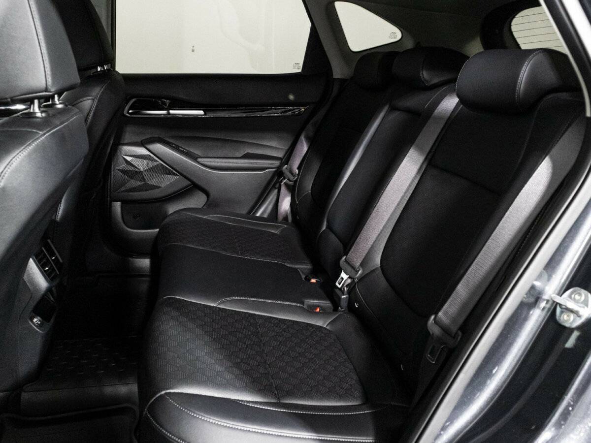 Kia Seltos с пробегом — 2022 год. Фото: #9