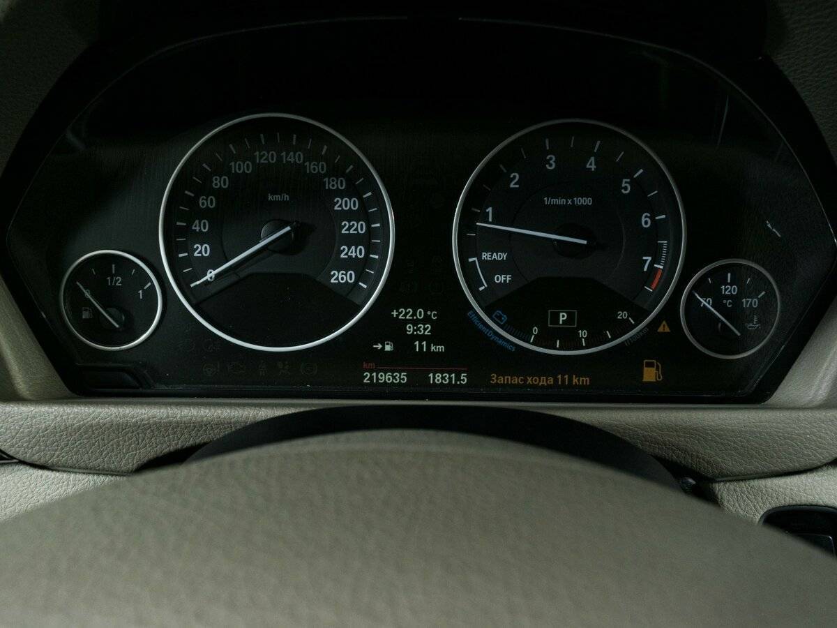BMW 3 серии с пробегом — 2013 год. Фото: #13