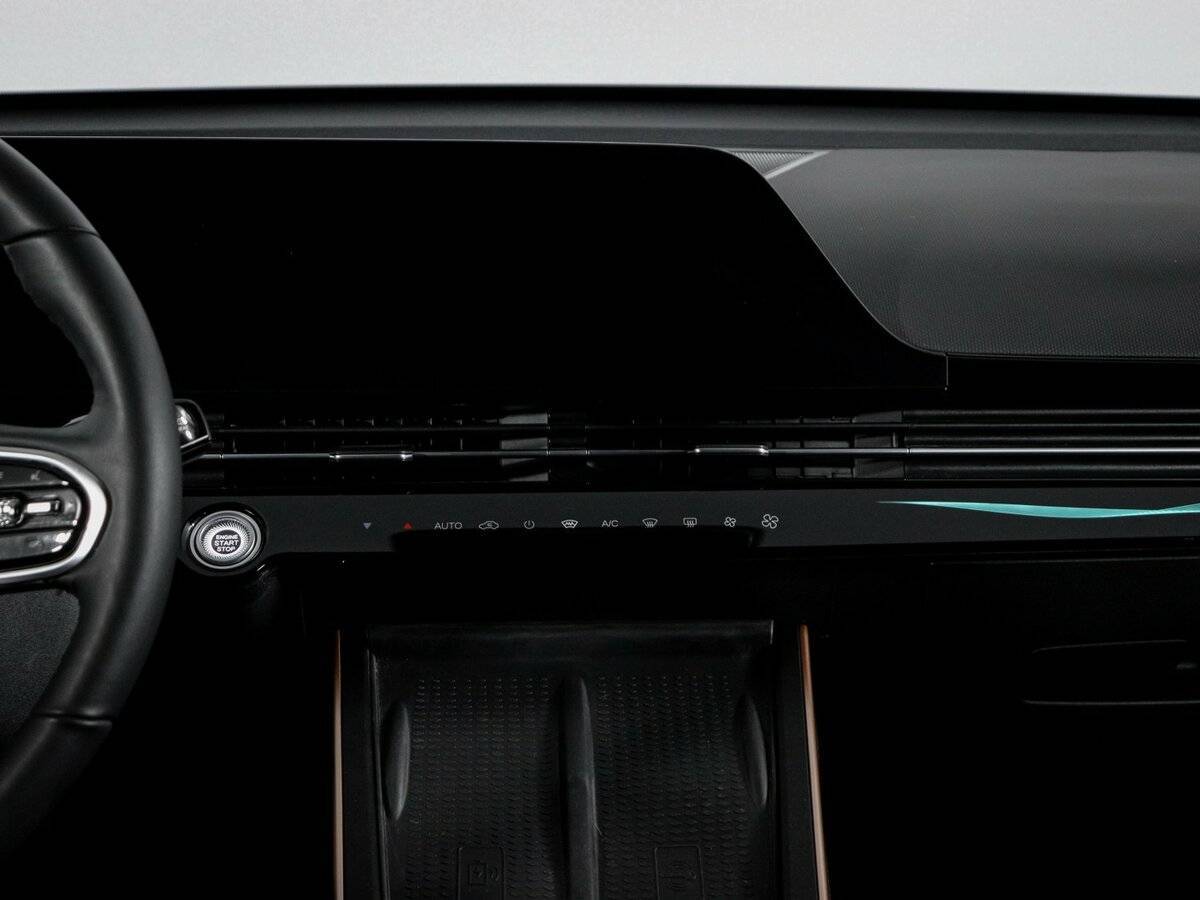 OMODA C5 с пробегом — 2023 год. Фото: #12