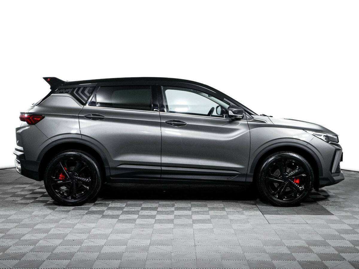 Geely Coolray с пробегом — 2023 год. Фото: #3