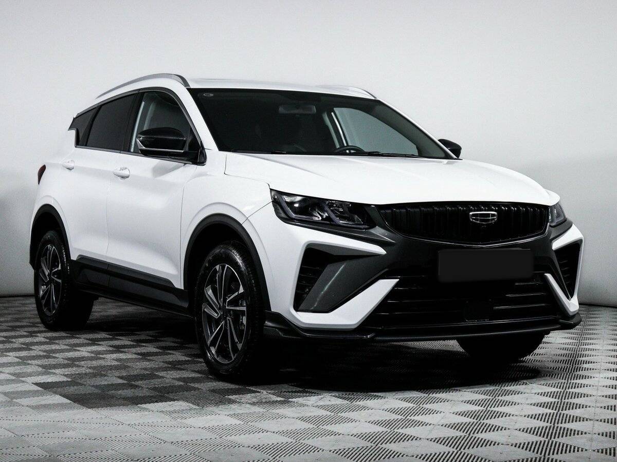 Geely Coolray с пробегом — 2023 год. Фото: #2