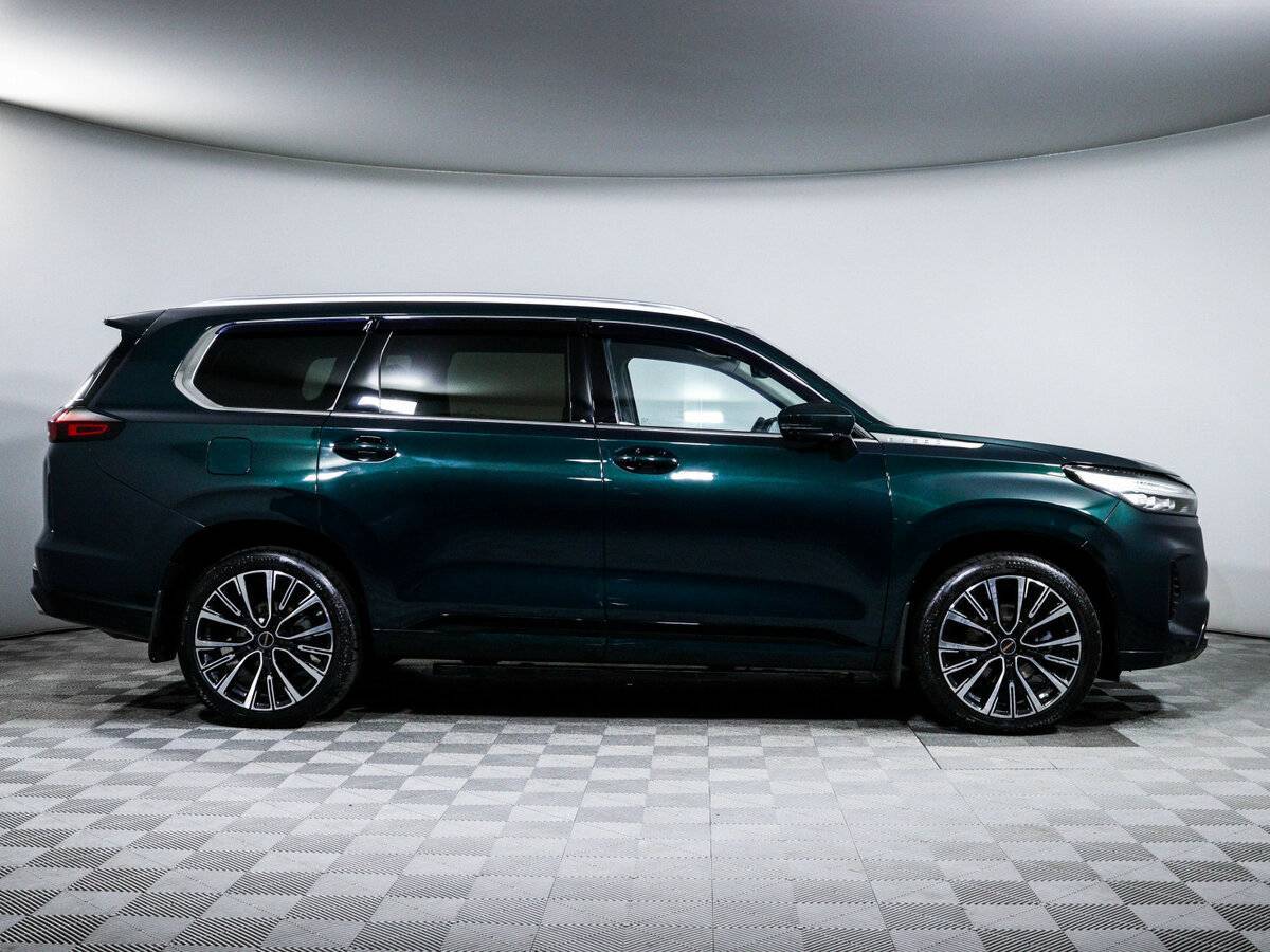 EXEED VX с пробегом — 2022 год. Фото: #3