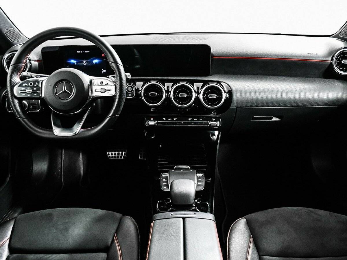 Mercedes-Benz A-Класс с пробегом — 2021 год. Фото: #10