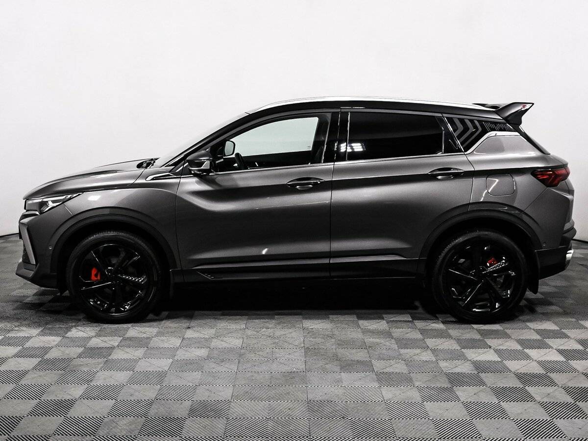 Geely Coolray с пробегом — 2023 год. Фото: #7