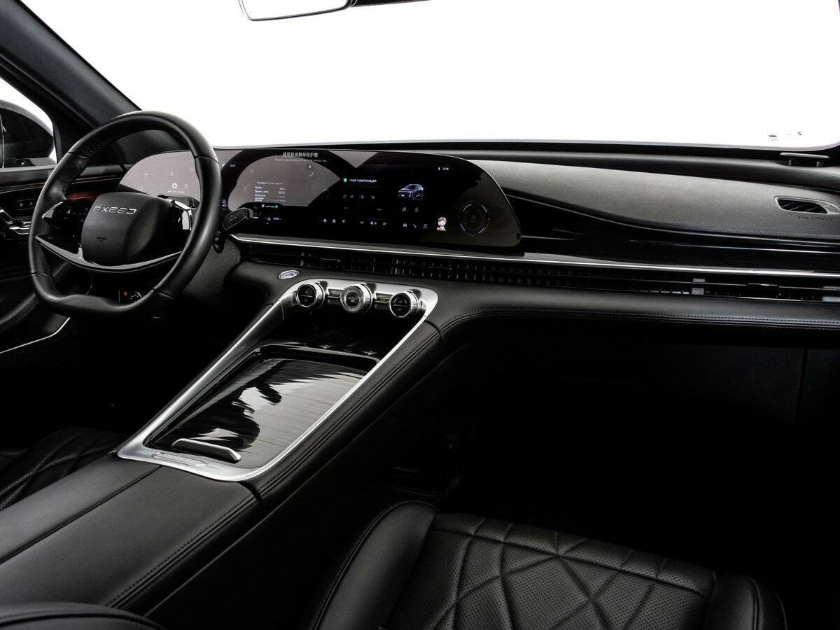 EXEED RX с пробегом — 2023 год. Фото: #9