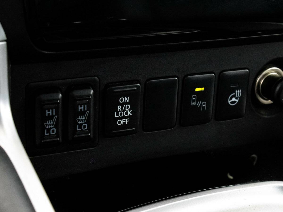 Mitsubishi Pajero Sport с пробегом — 2019 год. Фото: #17